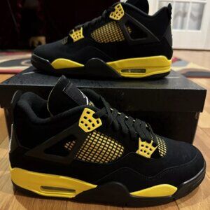 Air Jordan 4 Retro Thunder Black Yellow AJIV AJ4